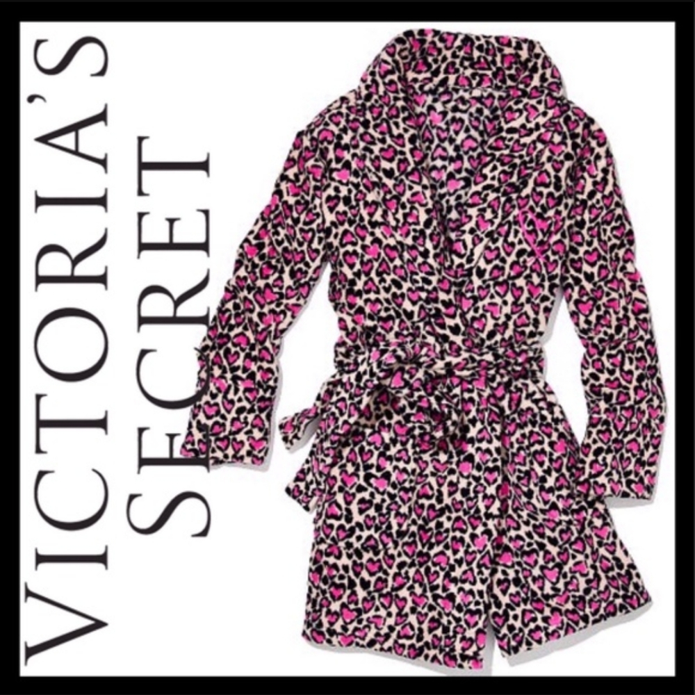 NWT Victoria's Secret Women's Cozy Short Robe Leopard Pink Hearts - Size XS/S